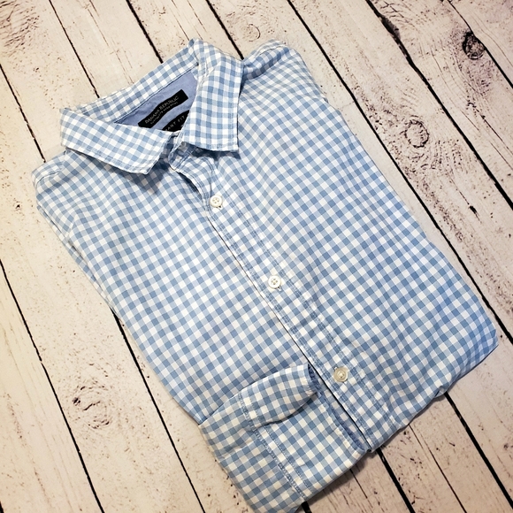 Banana Republic Other - Banana Republic Grant Fit Blue White Checkered L